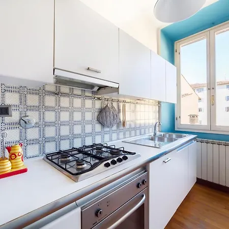 Apartment Borgo Pinti Frescos 6 Sleeps *