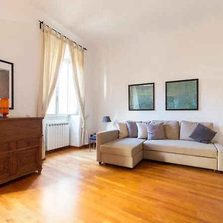 Borgo Pinti Frescos 6 Sleeps * Florence